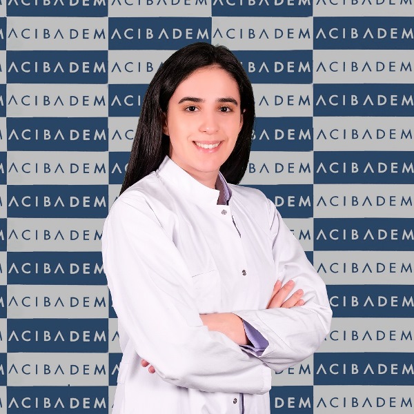 Acıbadem Altunizade Hastanesi Beslenme ve Diyet Uzmanı Deniz Nadide Can