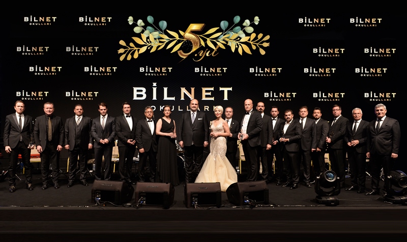 Bilnet Okullar 5 Y l n Kutlad Pause Dergi