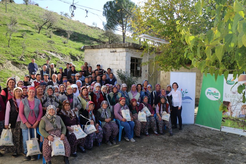 “Sürdürülebilir tarımın geleceği genç çiftçilerin elinde”