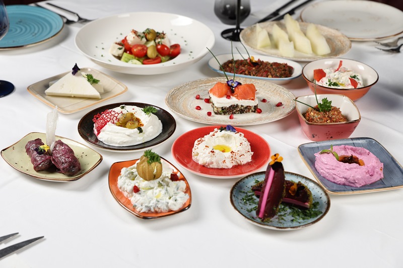 Yenilenen menüsü ile Kalamata