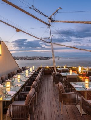 Swissôtel 16 Roof Restoran & Bar’da sezon başlıyor