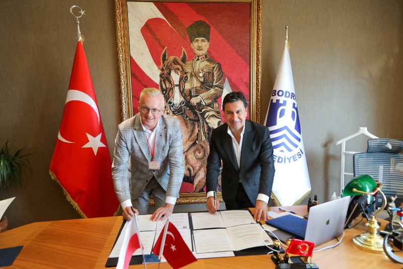 Polonya ile iyi niyet protokolü