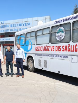 Ağız ve Diş Sağlığı Kliniği, 15 Bin 300 depremzedeye hizmet verdi