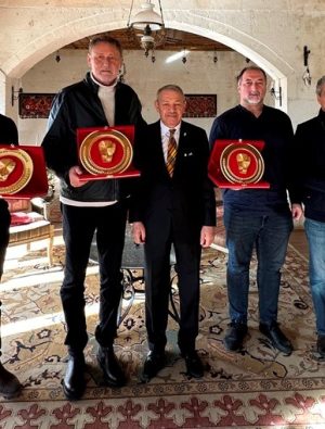 Montenegro’dan gelen misafirlerini Kapadokya’da ağırladı