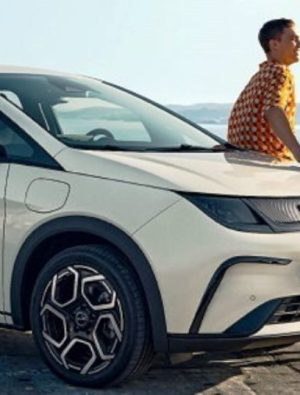BYD Dolphin Avrupa’da satın alınabilecek en iyi otomobil seçildi