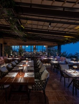 Marcello'da "Dolce Vita" temalı yılbaşı yemeği