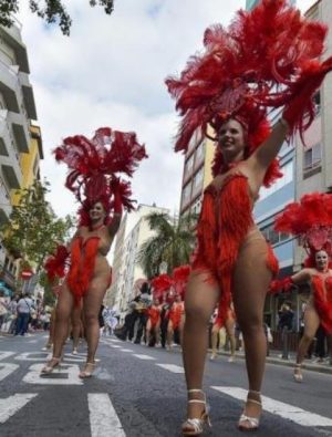 Cadiz, İspanya ana karasındaki en eski karnavalı