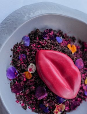 Sevgililer Günü’ne özel tatlı “Fenz Kiss”