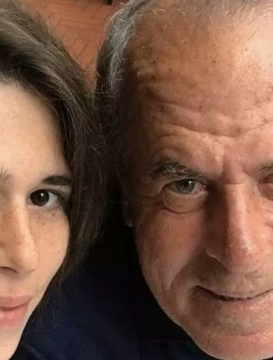 CHP'nin Çeşme adayı Mustafa Denizli'nin kızı Lal Denizli oldu