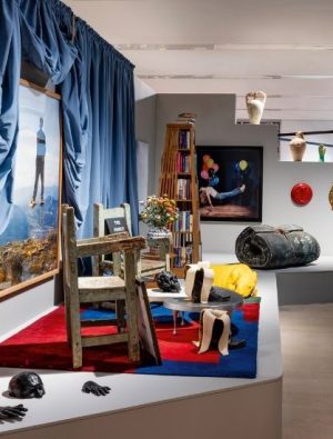 Arter’den ilk özel koleksiyon sergisi “Farz Et Ki Sen Yoksun