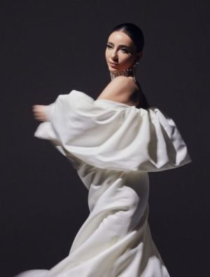 Öykü Gürman “Ey Halimi Soranım”