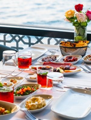 Vapurda iftar