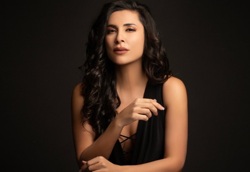 Merve Akıncı “Yeniden Deneyelim”