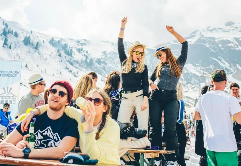 Zirvede festival