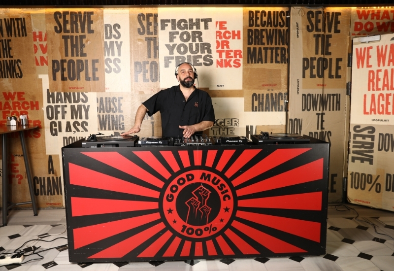 The Populist’in nisan ayı takvimi