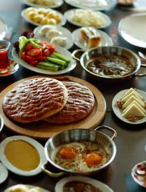 Van kahvaltısı ile yerel ekonomiye katkı sağlayacak