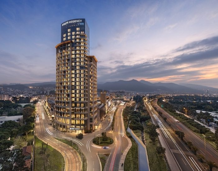 Hyatt Regency İzmir İstinyePark bayrama hazır