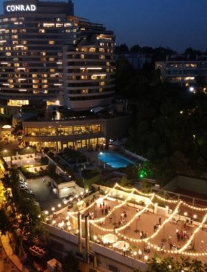 Conrad Istanbul Bosphorus’da açık hava sinema keyfi başlıyor