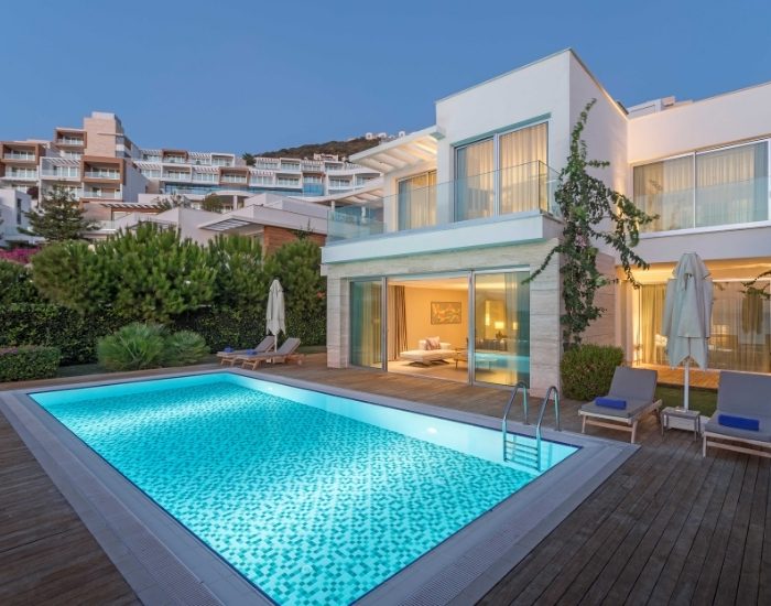 Sirene Luxury Hotel Bodrum’da özel villalarda tatil devam ediyor