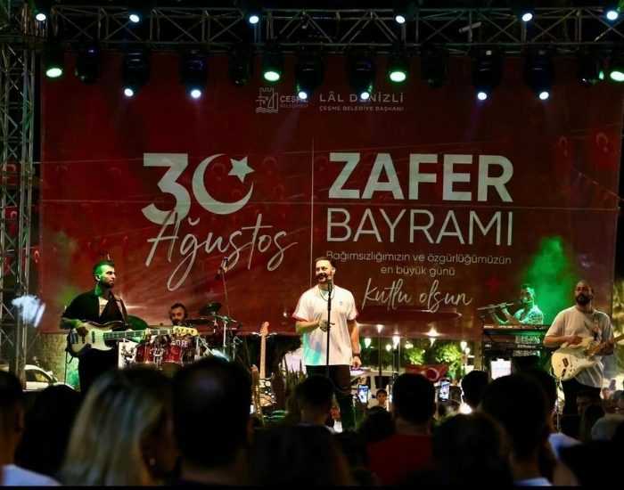 Çeşme’de 30 Ağustos coşkusu