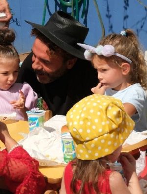 Gürkan şef miniklere sürpriz yaptı