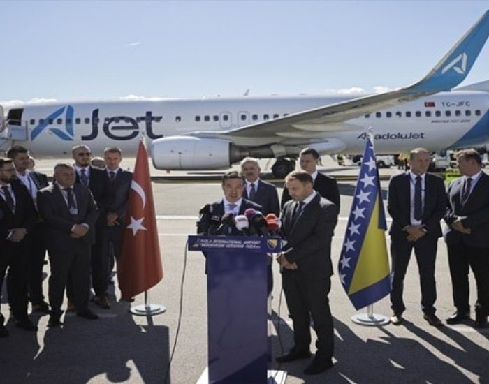 AJet, Tuzla’ya ilk seferini yaptı