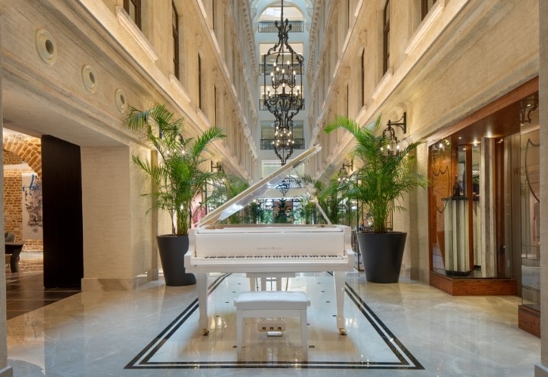 JW Marriott Istanbul, Bosphorus Genel Müdürü C. Ediz Tuncer