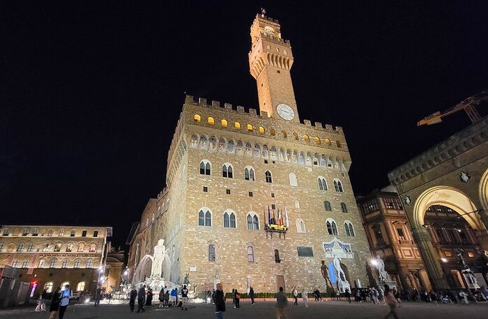 Sanat ve tarih ile iç içe şehir “Floransa”