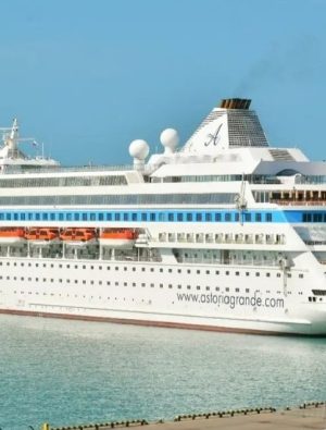 Kruvaziyerler Karadeniz seferinde