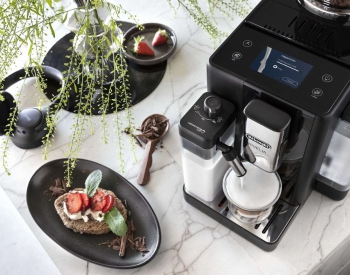 Tasarım ödüllü De’Longhi Rivelia, şimdi Türkiye’de!