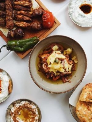 Perran Ocakbaşı’nda yılbaşı kutlaması