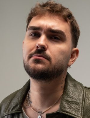 Çağan Şengül “Yalnız”
