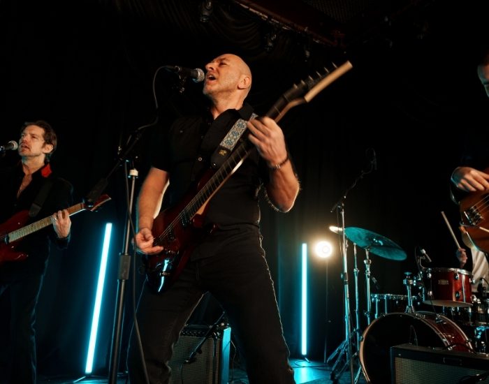 Demir Demirkan “Yüreğime Vur Kadehi”