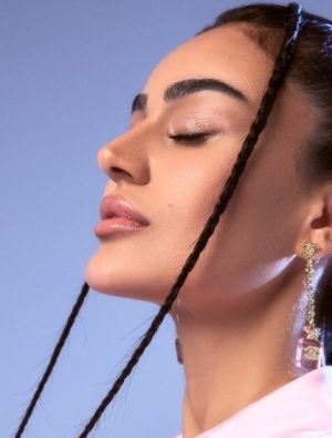 Elif Buse Doğan “Yaka Yaka”