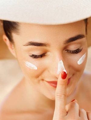 Farklı cilt tiplerine göre güneş kremi seçilmeli!
