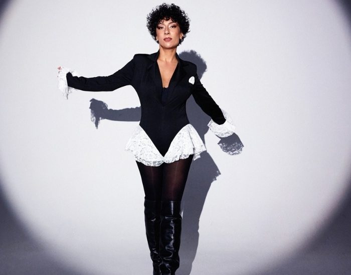 Burcu Kısakürek ‘’Seven Üzmez’’