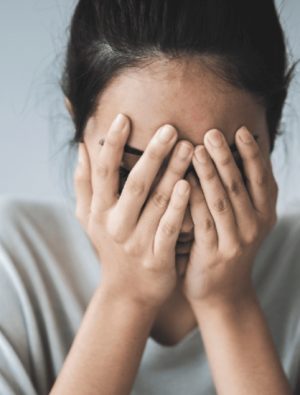 Utandıran hastalık eve hapsediyor!