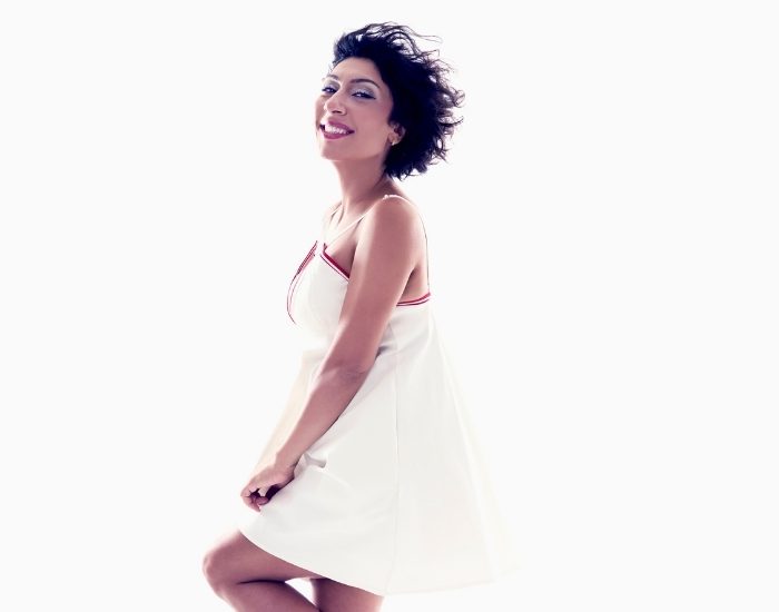 Burcu Kısakürek ‘’Öyle Pişmanlıklar’’