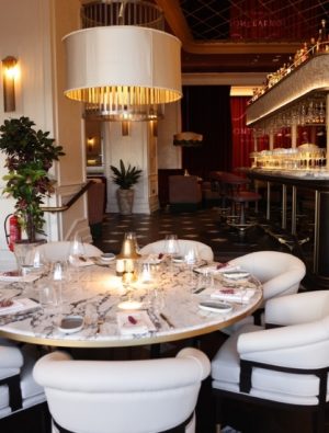 Tiyatro gastronomi bir arada