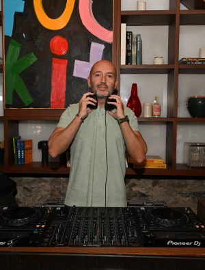 Tankut Karakurt: “Müziğimle insanları mutlu etmek ilk amacım”