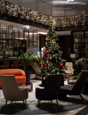 İzmir Marriott’ta 2026’ya lezzet, müzik ve şıklık dolu bir başlangıç