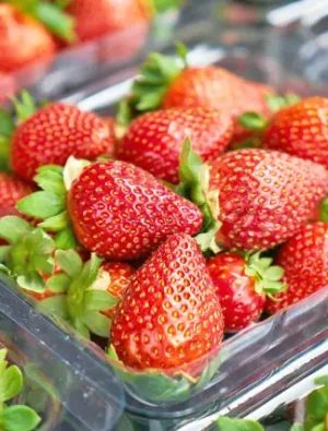 Her Zaman Yıkamanız Gereken 12 Meyve ve Sebze