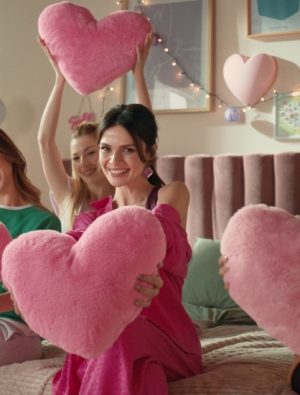 Kendime Söz, Kız Sözü: Molped Pure & Soft Ekranda