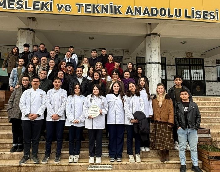 Bonna’dan geleceğin şeflerine destek