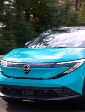 “Nissan LEAF Dünyanın En İyi Kompakt Otomobili”