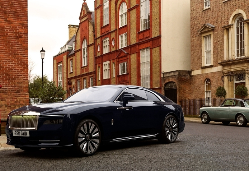 Rolls-Royce Spectre’den 15 Yıllık Batarya Garantisi