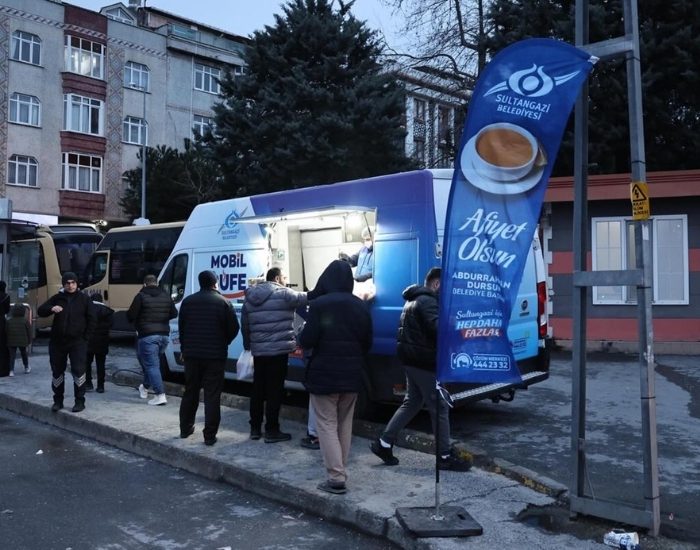 5 Noktada Sıcacık Çorba İkramı Vatandaşlarla Buluşuyor