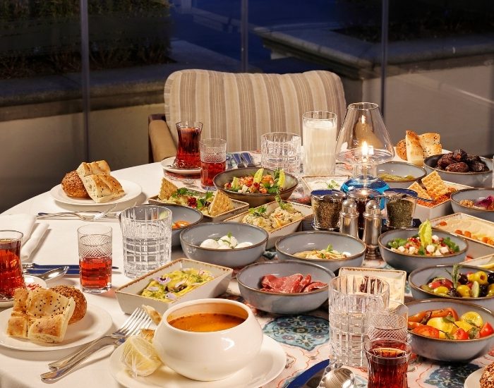 Sultanahmet ve Bosphorus’ta geleneksel lezzetler