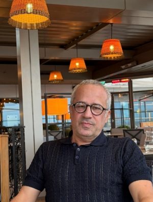 Fuat Çağdaş Kimdir?