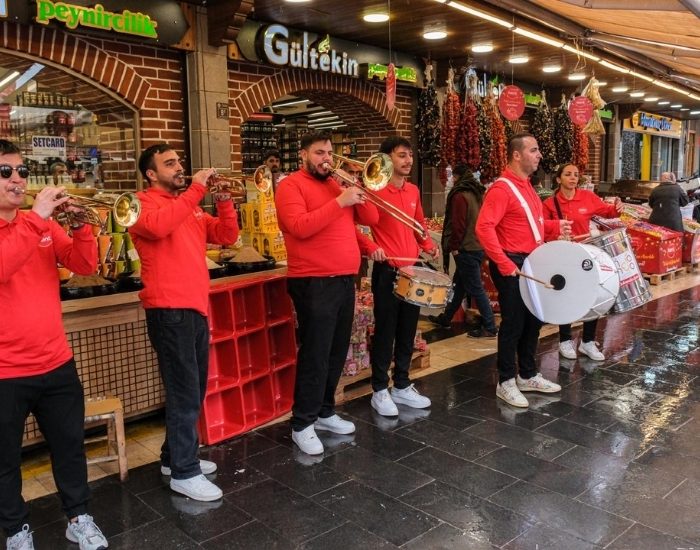 Kent’ten Diyarbakır’a Bayram Sokağı Coşkusu